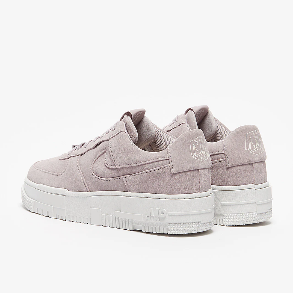 Nike Sportswear Womens Air Force 1 Pixel