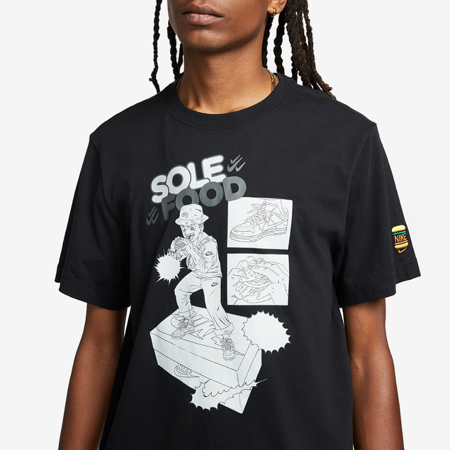 Nike Sportswear Graphic T-Shirt