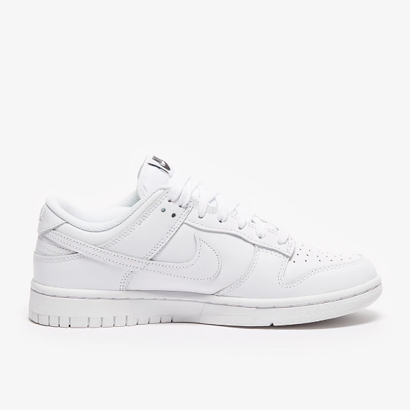 Nike Sportswear Womens Dunk Low