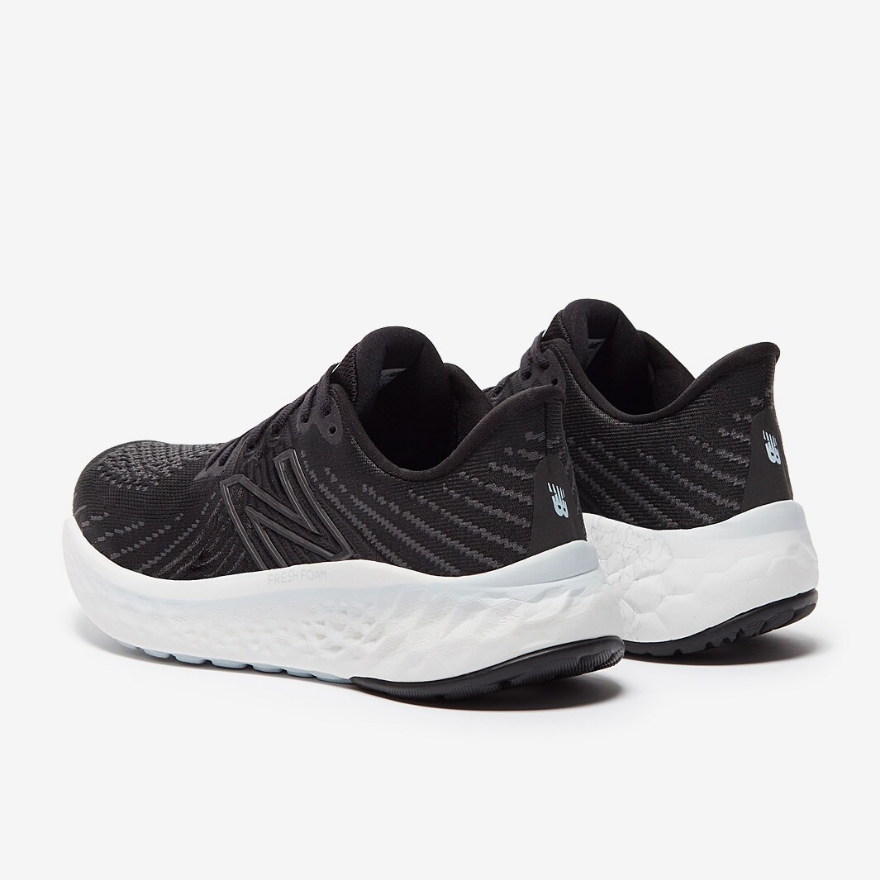 New Balance Womens Fresh Foam Vongo V5 - Black