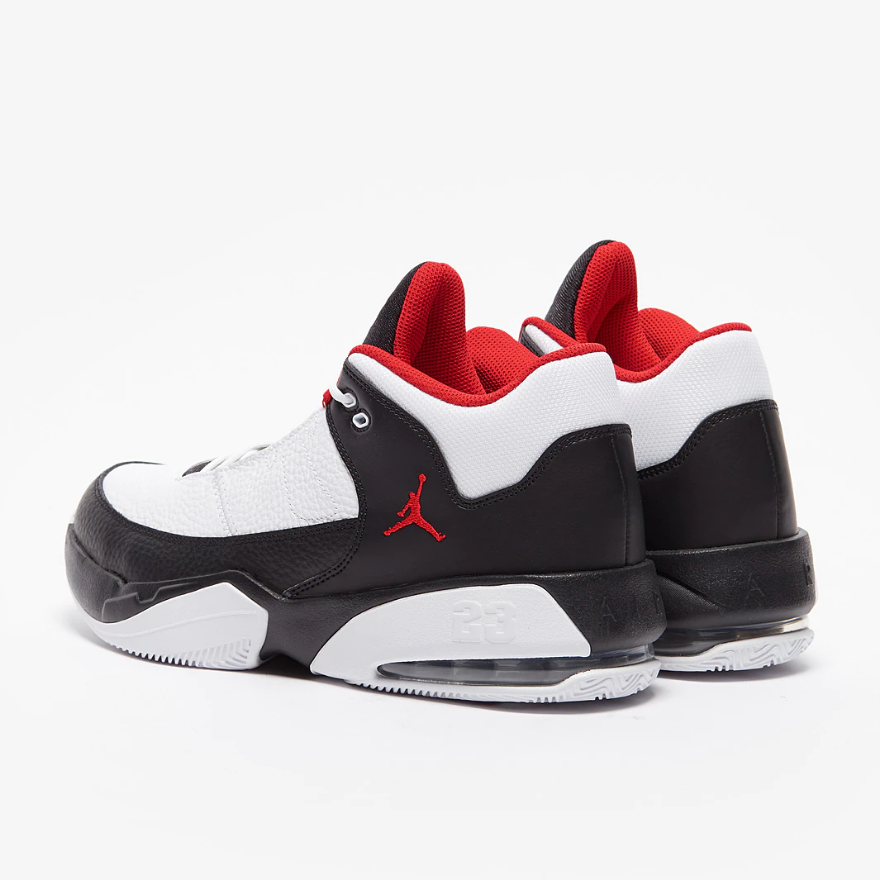 Jordan Max Aura 3