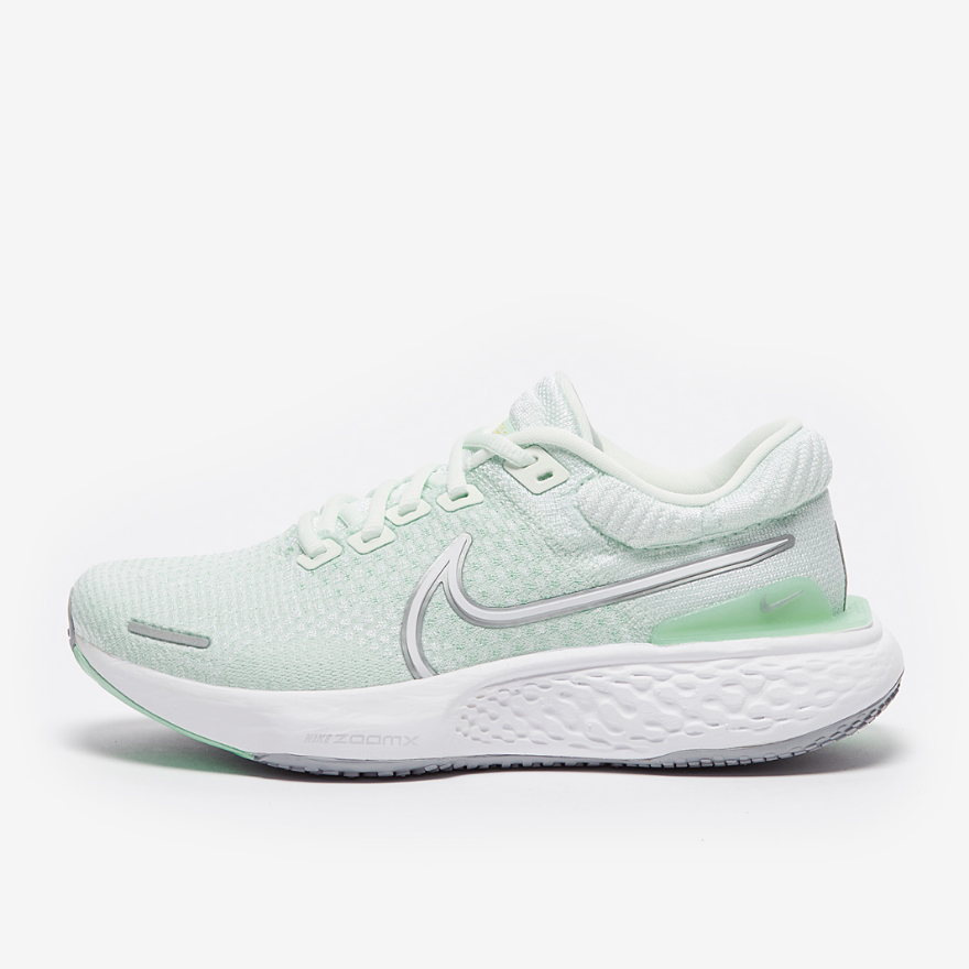 Nike Womens ZoomX Invincible Run Flyknit 2