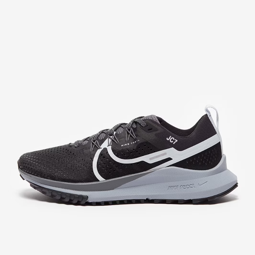 Nike Womens React Pegasus Trail 4