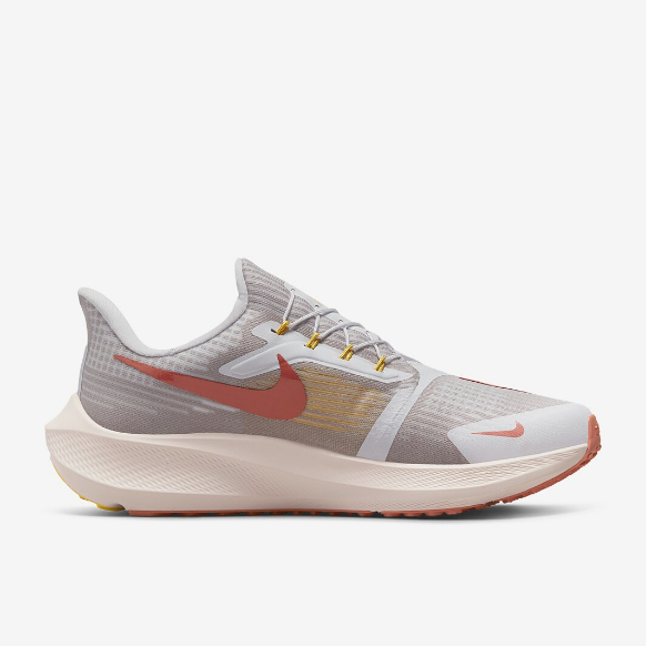 Nike Womens Air Zoom Pegasus 39 FlyEase