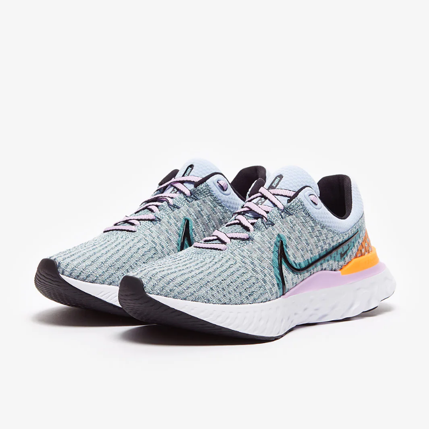 Nike Womens React Infinity Run Flyknit 3