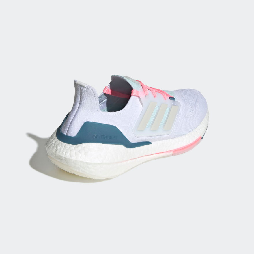 adidas Womens Ultraboost 22