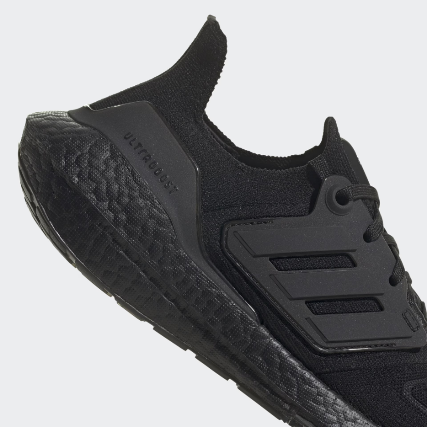 adidas Womens Ultraboost 22