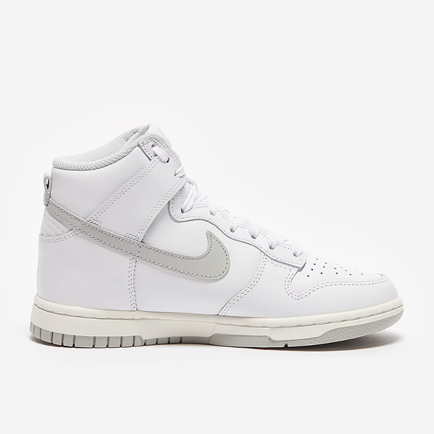 Nike Sportswear Womens Dunk High