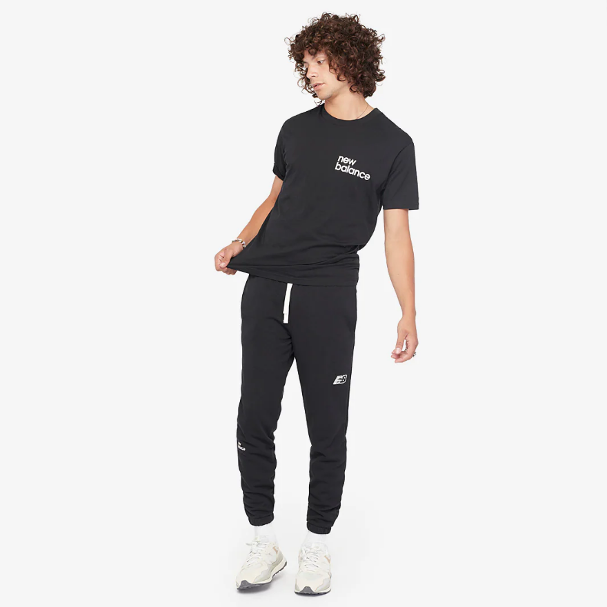 New Balance Essentials Graphic Tee