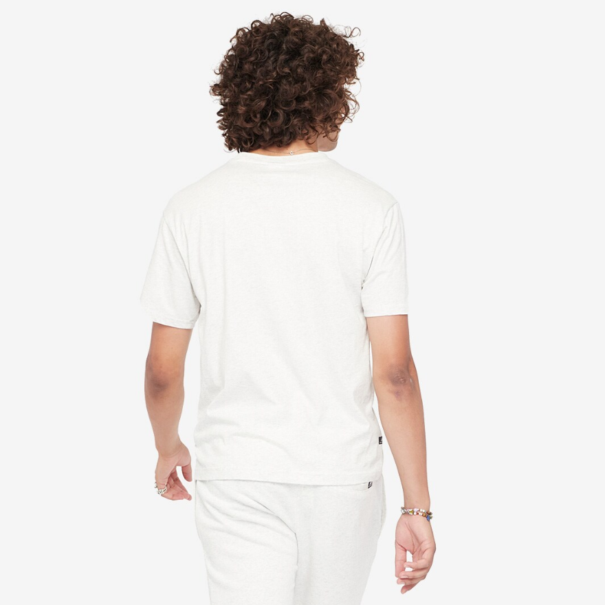 New Balance Essentials Graphic Tee