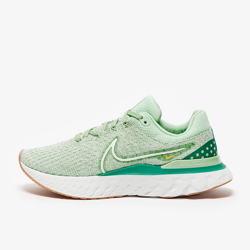 Nike Womens React Infinity Run Flyknit 3