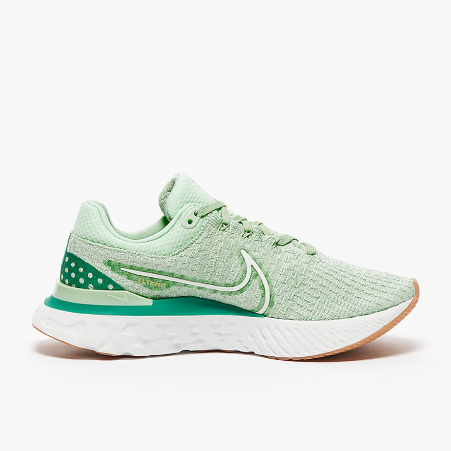 Nike Womens React Infinity Run Flyknit 3