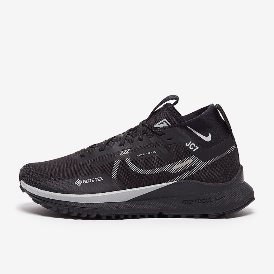 Nike Womens React Pegasus Trail 4 GORE-TEX - Black/Wolf Grey-Reflective Silver