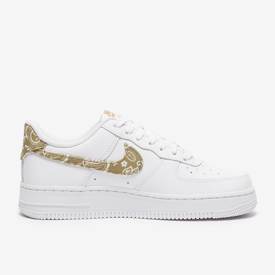 Nike Sportswear Womens Air Force 1 07 - White/Barley/White