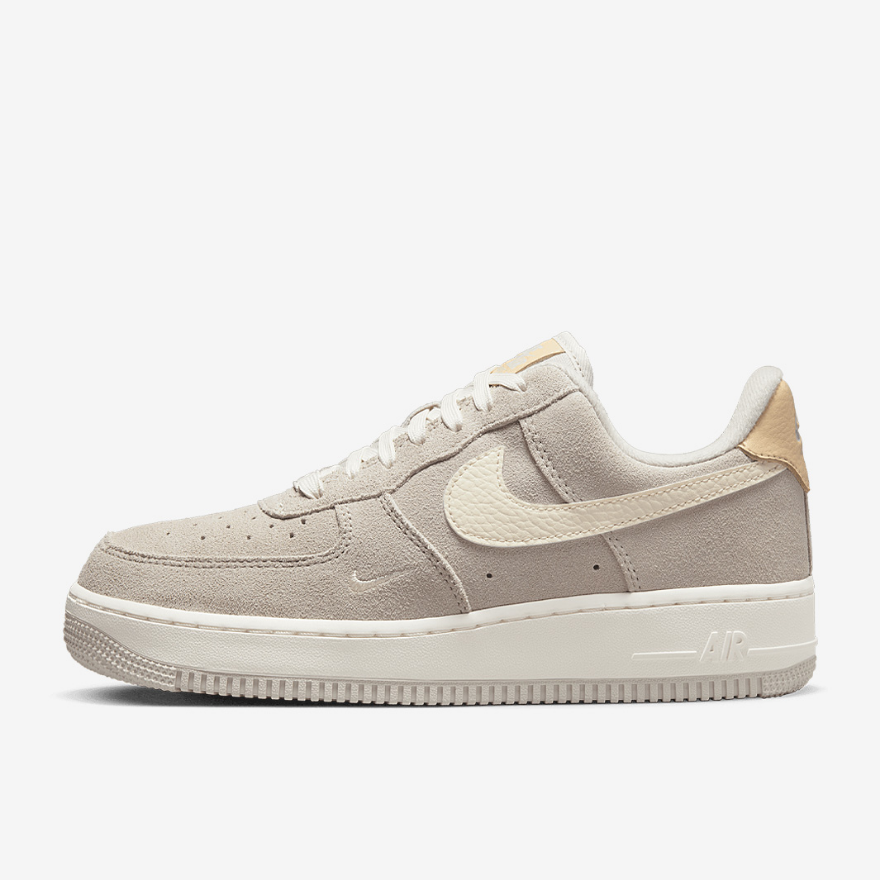 Nike Sportswear Womens Air Force 1 07 - Light Bone/Coconut Milk/Sesame Sail