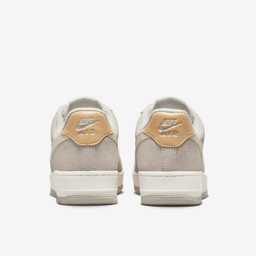 Nike Sportswear Womens Air Force 1 07 - Light Bone/Coconut Milk/Sesame Sail