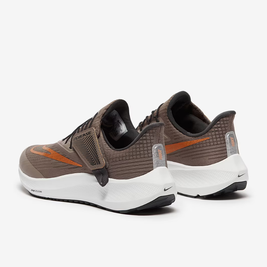 Nike Womens Air Zoom Pegasus FlyEase