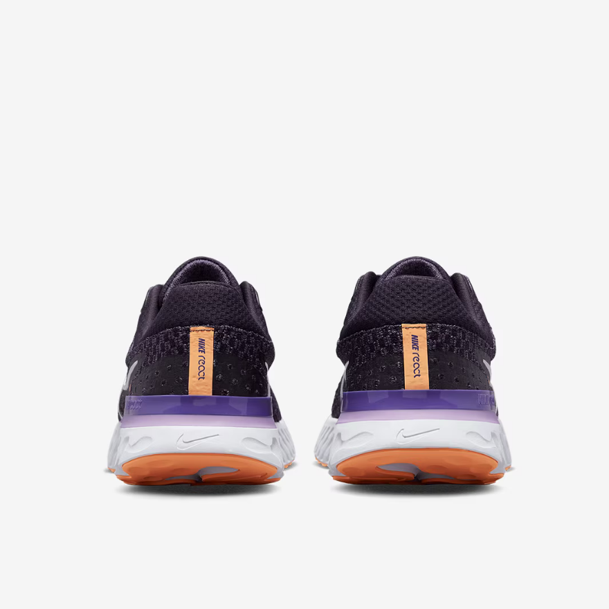 Nike Womens React Infinity Run Flyknit 3