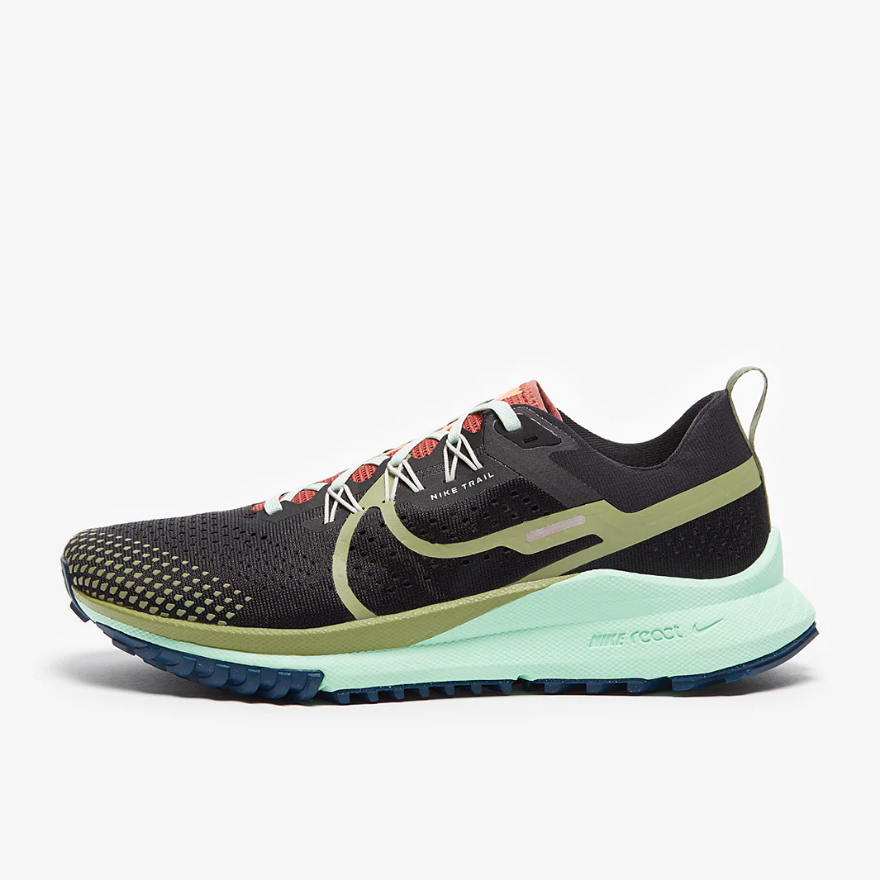 Nike Womens React Pegasus Trail 4