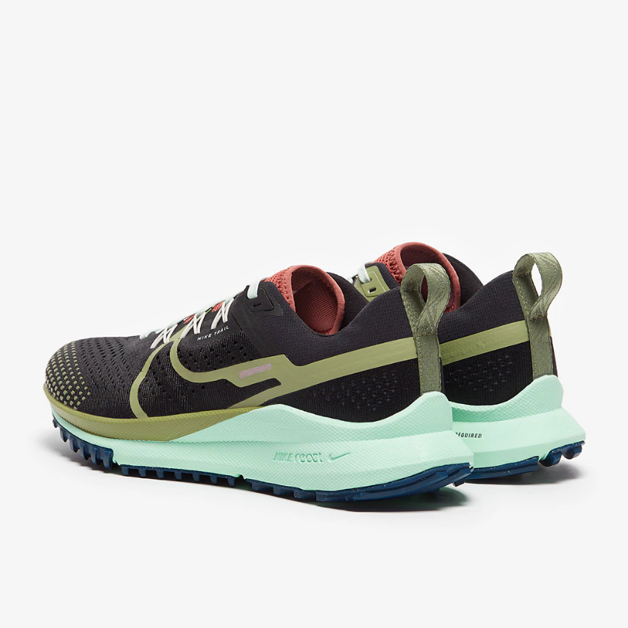 Nike Womens React Pegasus Trail 4