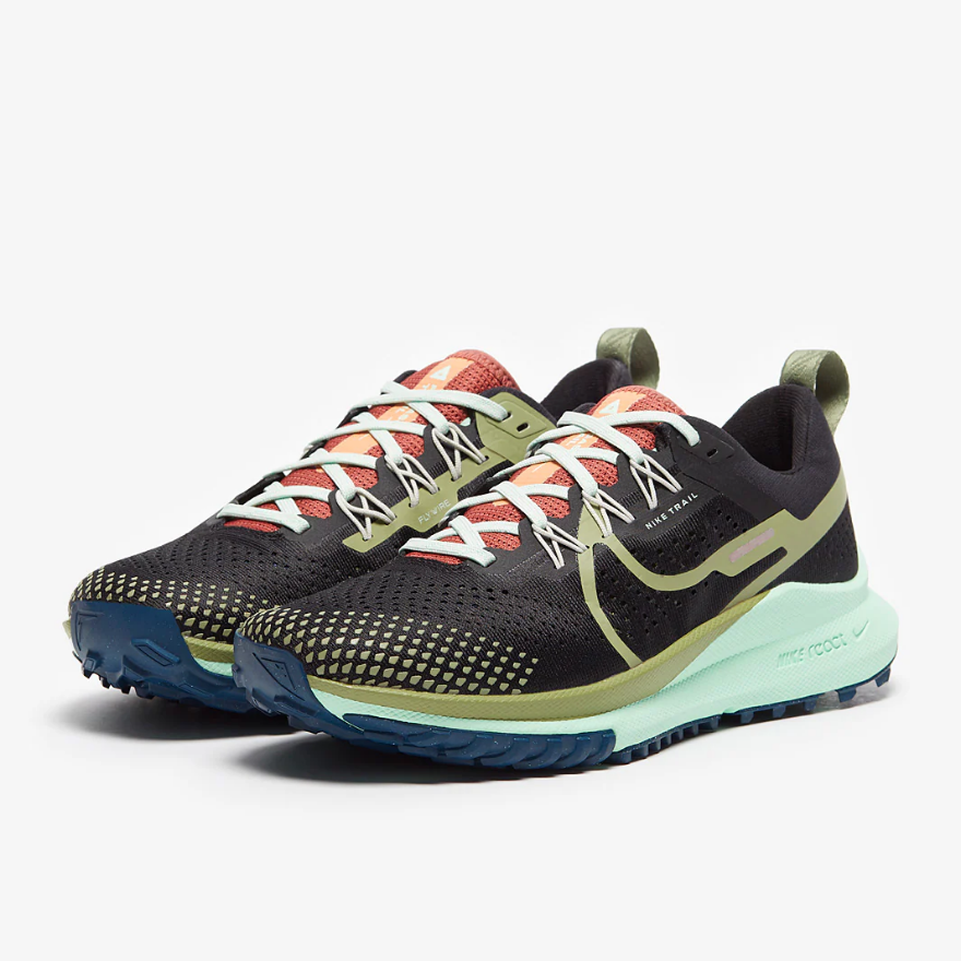 Nike Womens React Pegasus Trail 4