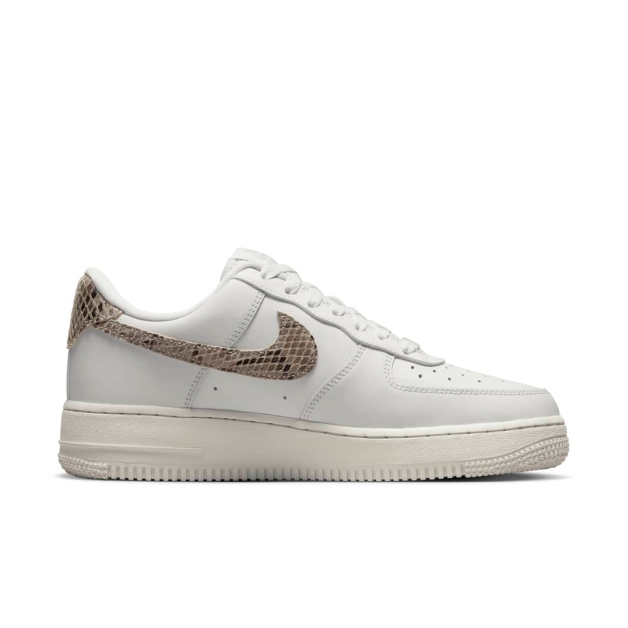 Nike Sportswear Womens Air Force 1 07