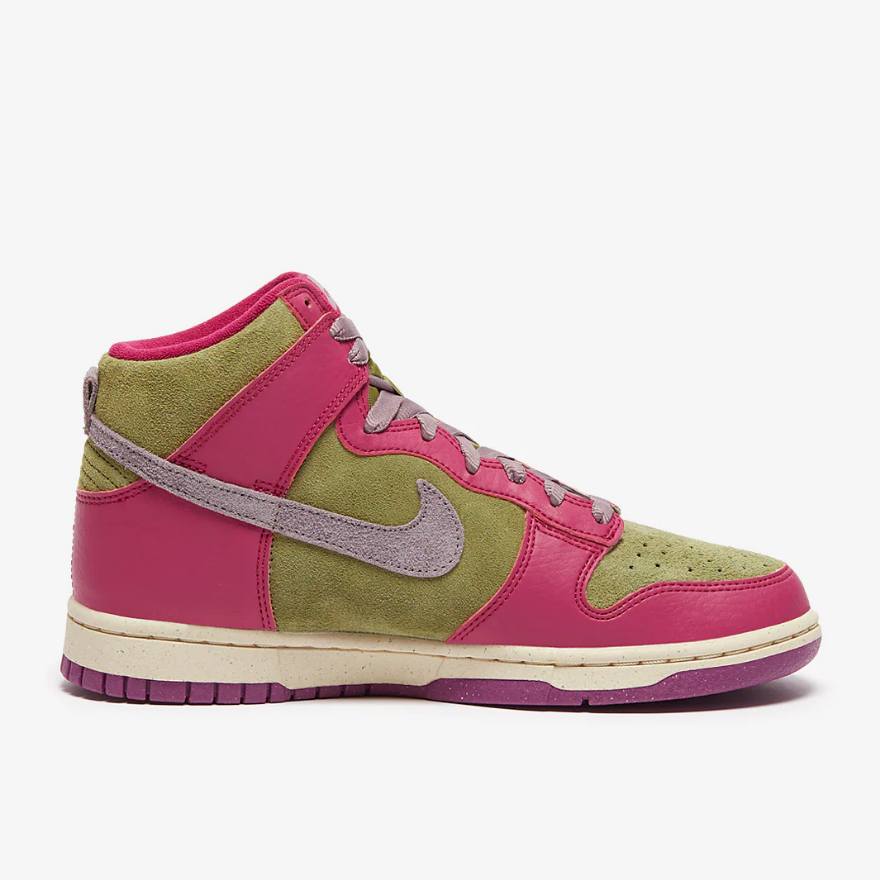 Nike Sportswear Womens Dunk High