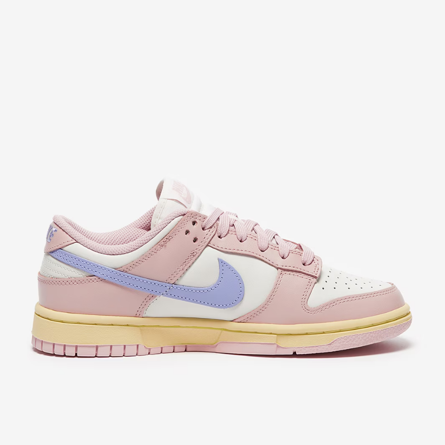 Nike Sportswear Womens Dunk Low