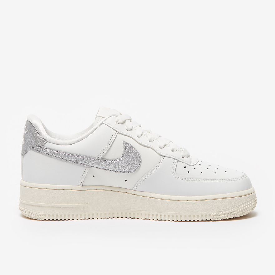 Nike Sportswear Womens Air Force 1 07