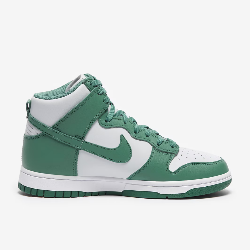 Nike Sportswear Womens Dunk High