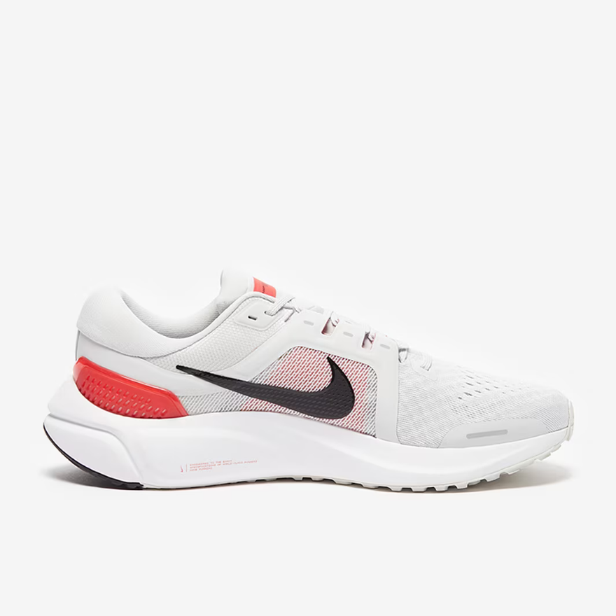 Nike Air Zoom Vomero 16