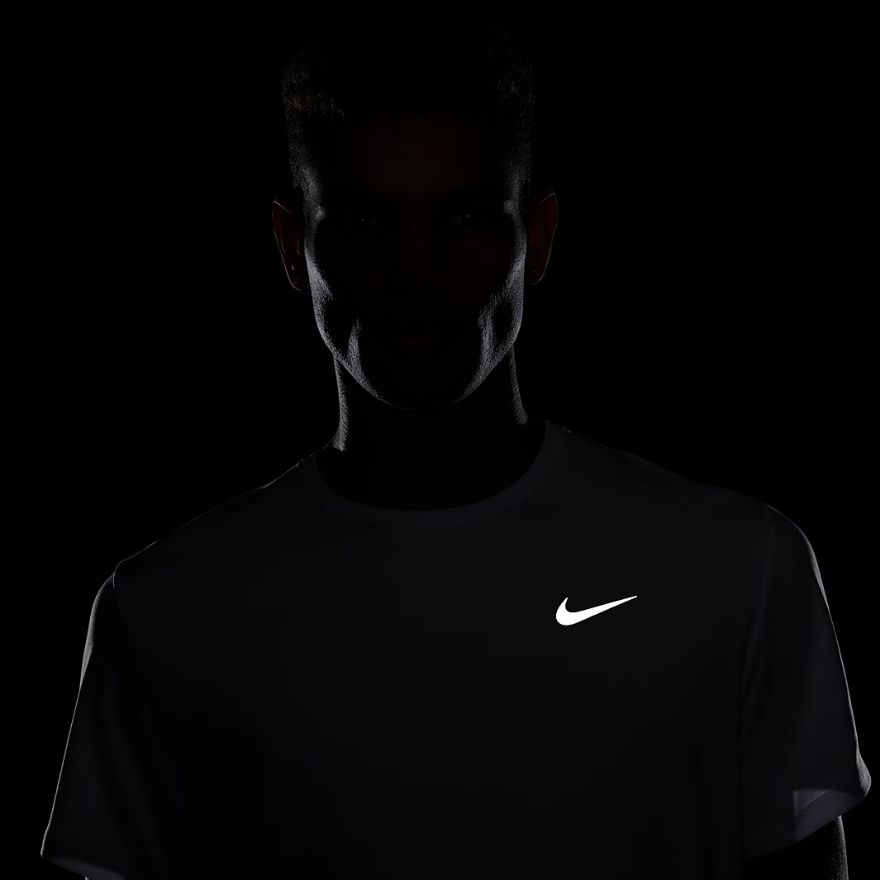 Nike Dri-FIT UV Miler T-Shirt
