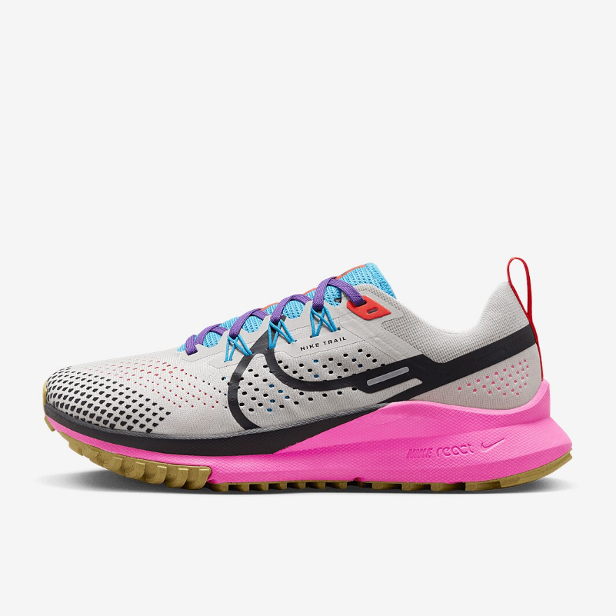 Nike Womens React Pegasus Trail 4