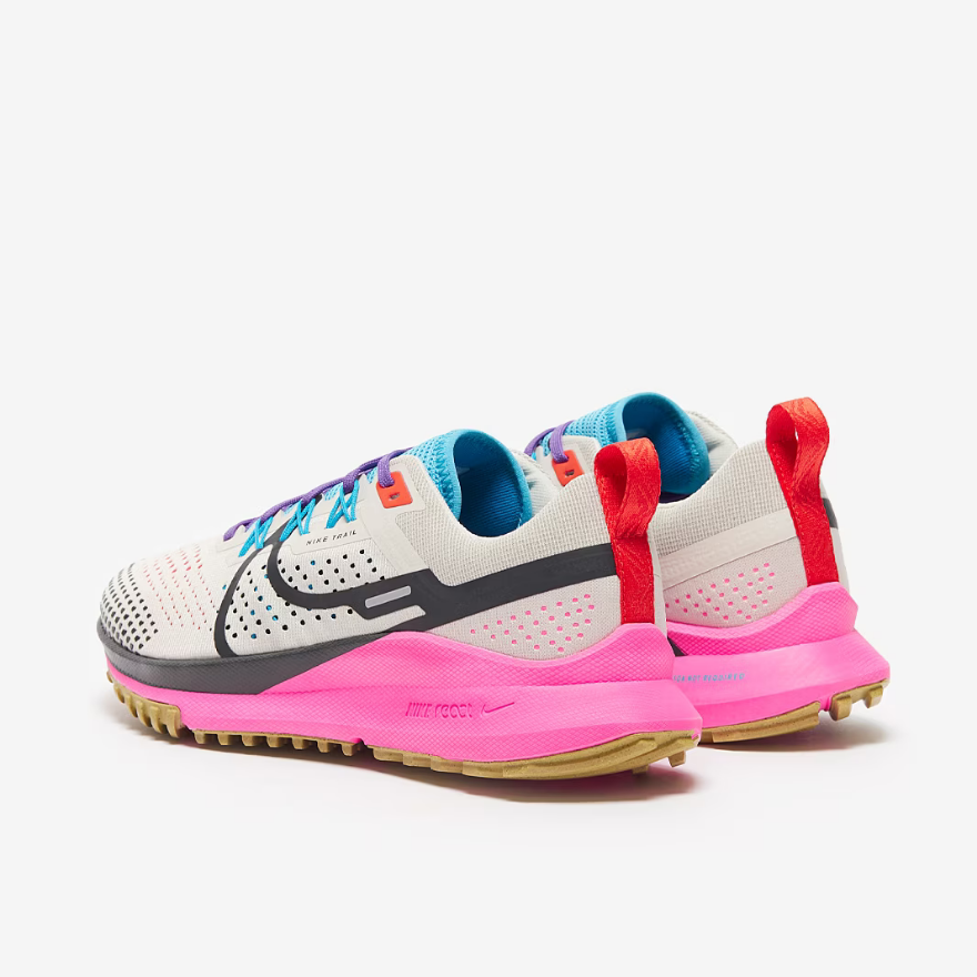 Nike Womens React Pegasus Trail 4