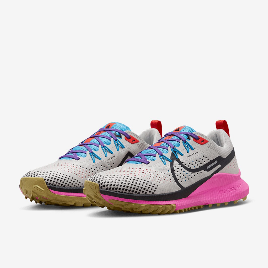 Nike Womens React Pegasus Trail 4