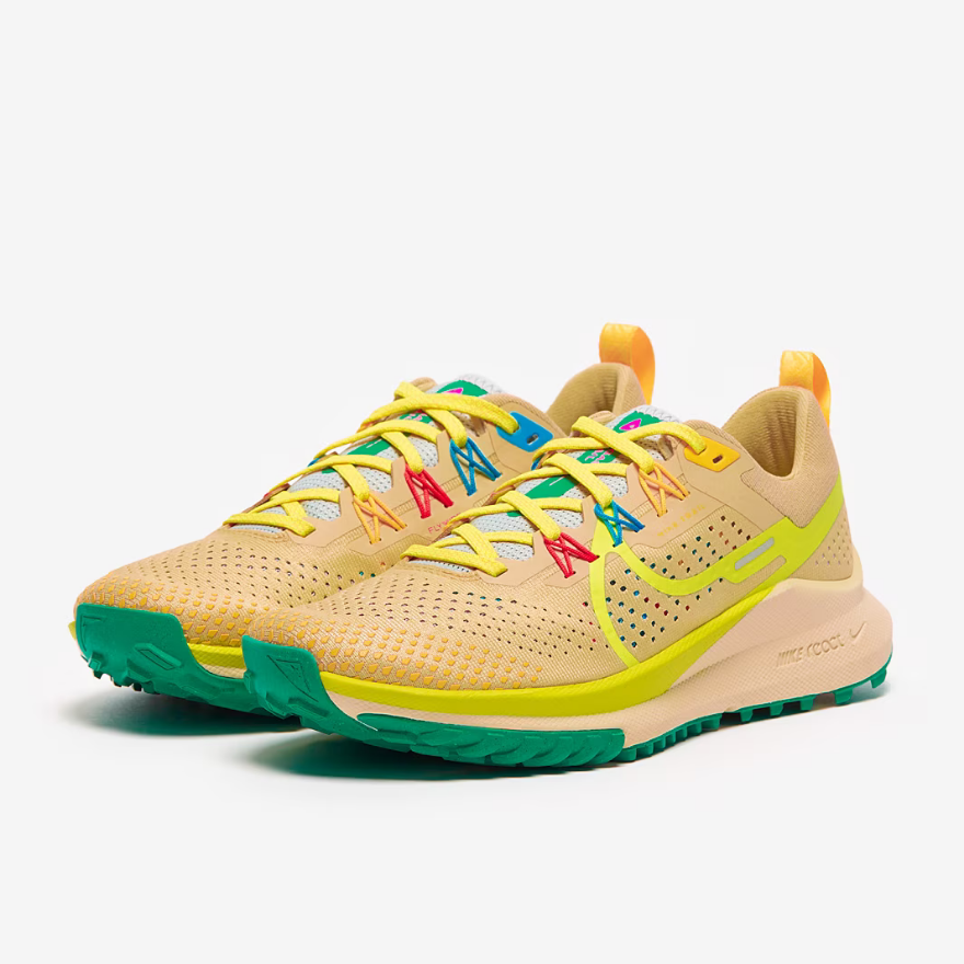 Nike Womens React Pegasus Trail 4