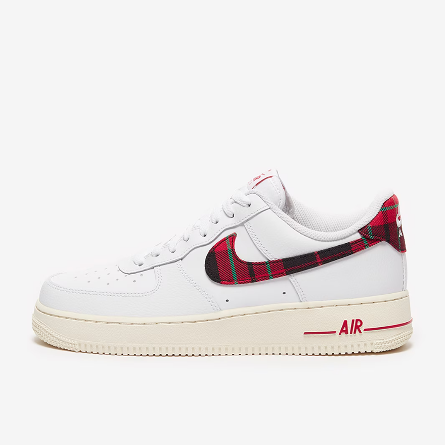 Nike Sportswear Air Force 1 07 LV8 - White/University Red/Stadium Green