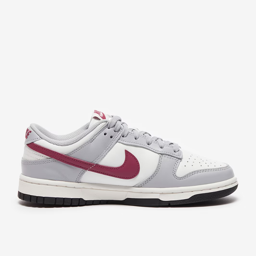 Nike Sportswear Womens Dunk LowSummit White/Rosewood/Wolf Grey/Black