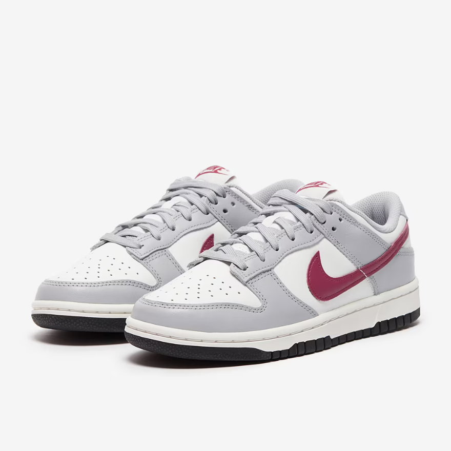 Nike Sportswear Womens Dunk LowSummit White/Rosewood/Wolf Grey/Black