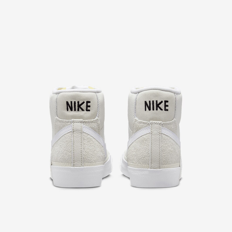 Nike Sportswear Blazer Mid Pro Club