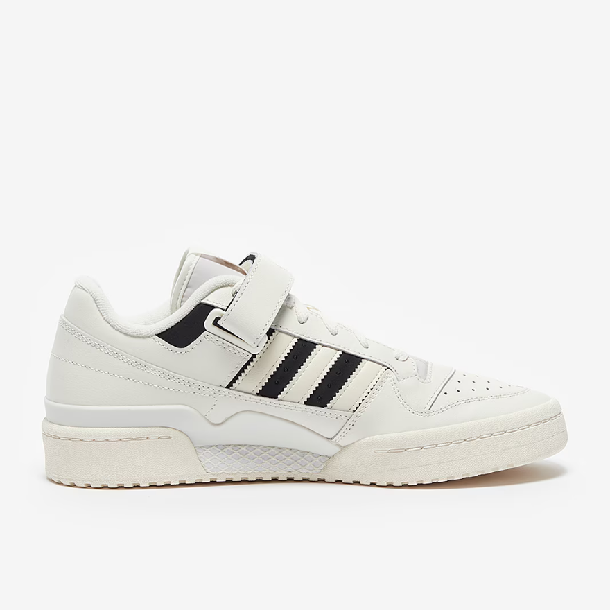 adidas Originals Womens Forum LowOff White/Core White/Core Black