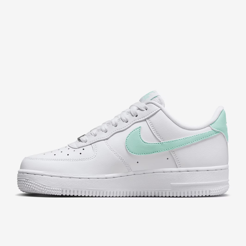 Nike Sportswear Womens Air Force 1 07