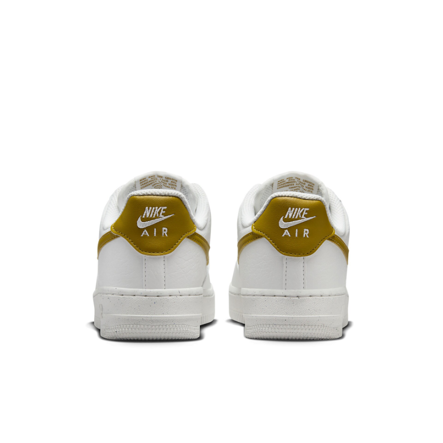 Nike Sportswear Womens Air Force 1 07 SE