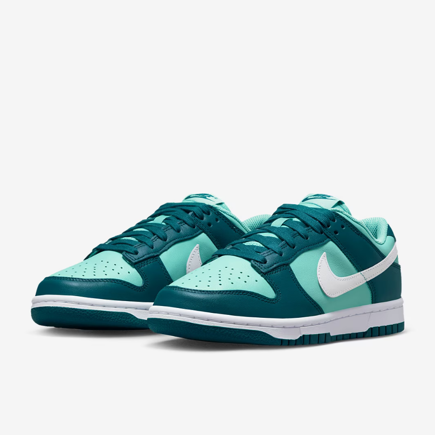 Nike Sportswear Womens Dunk Low