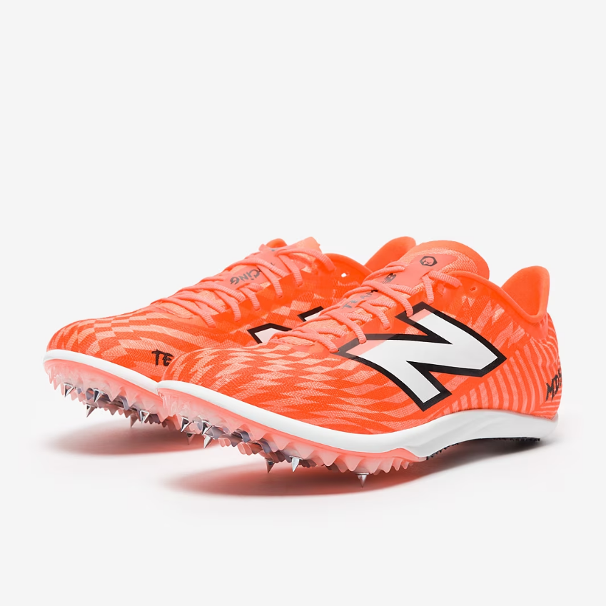 New Balance FuelCell MD500 V9