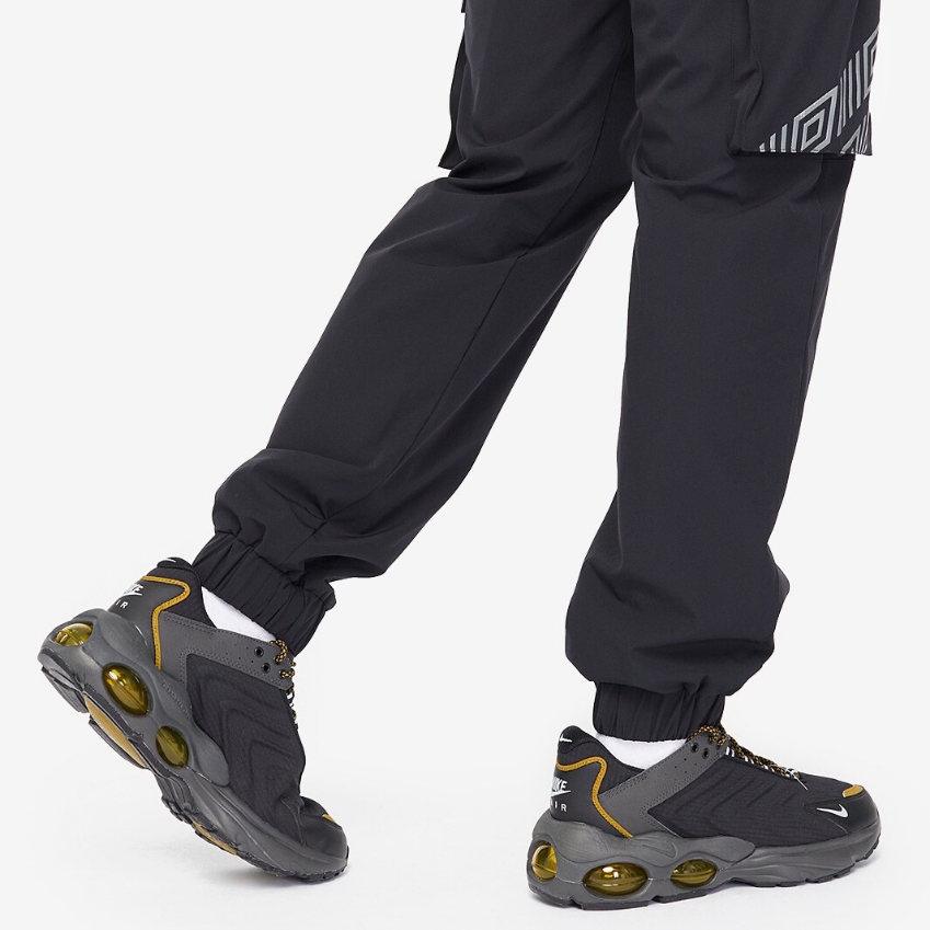 Umbro City Silo Horizon Cargo PantsBlack/Woodland Grey